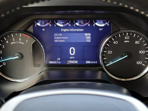 Used 2024 Ford Expedition XLT RWD image 27
