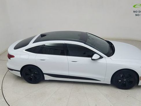 Used 2025 Audi A6 e-tron Prestige w/ Black Warm Weather Package RWD image 78