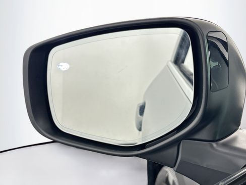 Used 2023 Subaru Outback Limited image 16