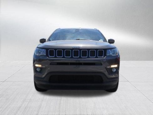 Used 2020 Jeep Compass Latitude FWD image 8