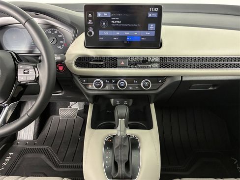 Used 2026 Honda HR-V EX-L image 25