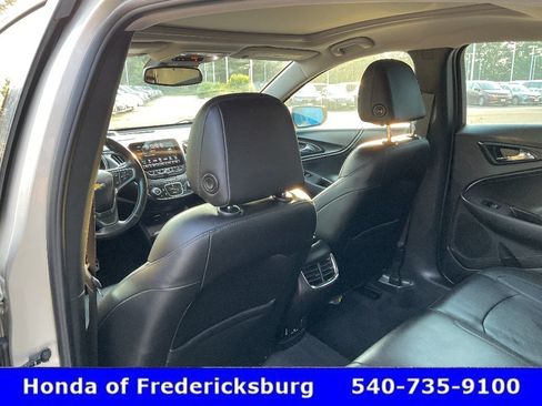 Used 2016 Chevrolet Malibu LT w/ Leather Package FWD image 23