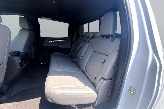 Used 2023 GMC Sierra 1500 SLT w/ SLT Premium Plus Package AWD/4WD image 27