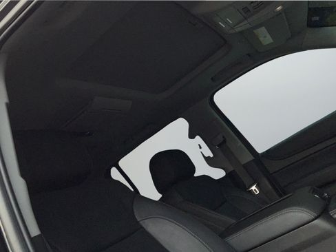 Used 2019 Chevrolet Tahoe LT AWD/4WD image 18
