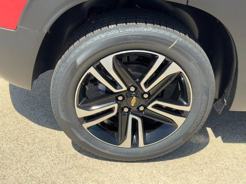 New 2026 Chevrolet TrailBlazer LT w/ Convenience Package image 4
