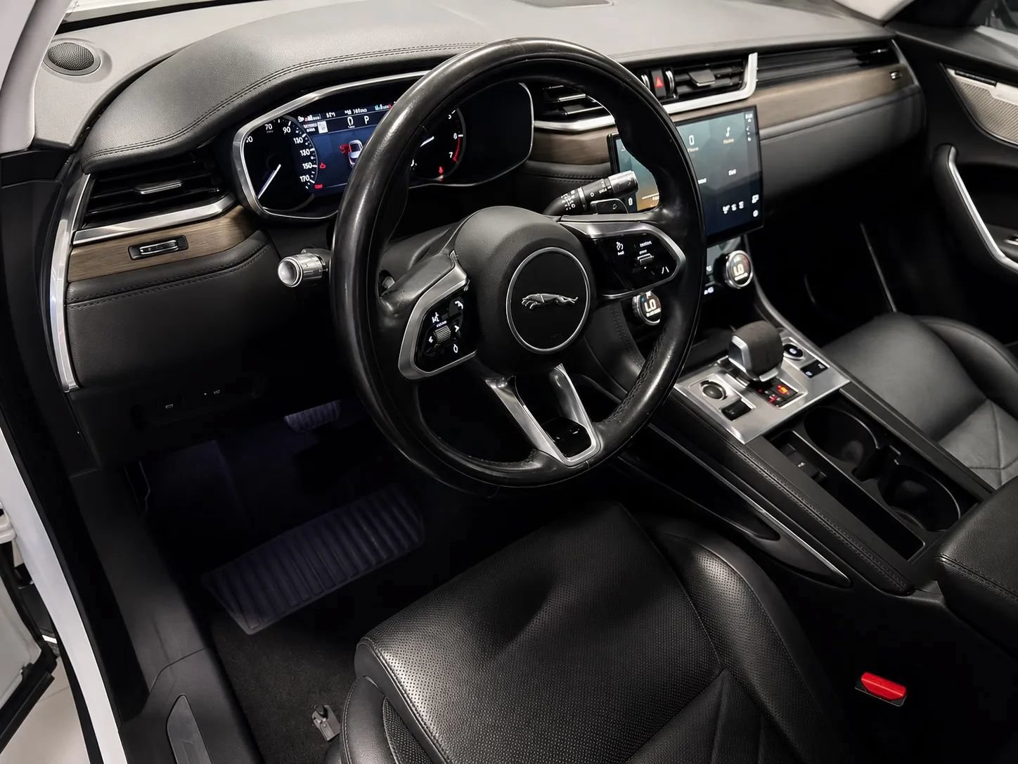 Used 2021 Jaguar F-PACE S AWD/4WD image 8