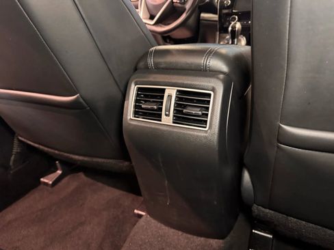 Used 2016 Nissan Maxima SR image 17