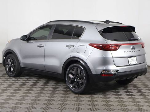 Used 2022 Kia Sportage Nightfall Edition FWD image 8