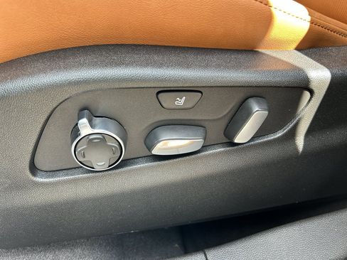 Certified 2024 Cadillac XT4 Sport AWD/4WD image 26