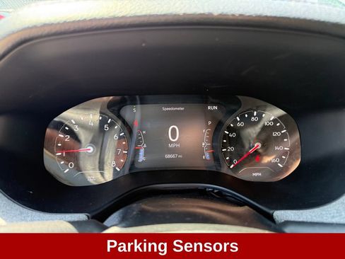 Used 2024 Jeep Compass Latitude AWD/4WD image 16
