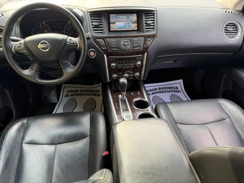 Used 2013 Nissan Pathfinder SL image 15