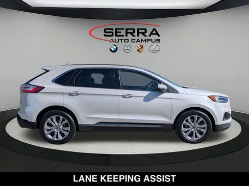 Used 2019 Ford Edge Titanium w/ Equipment Group 301A AWD/4WD image 15