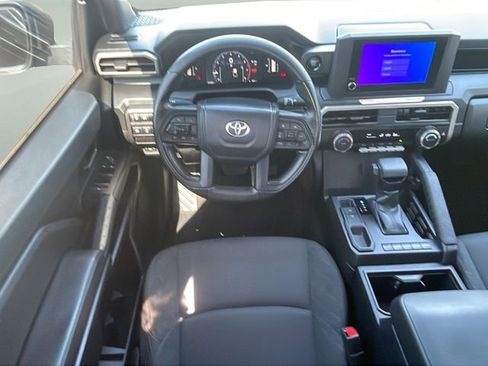 Used 2024 Toyota Tacoma SR image 19