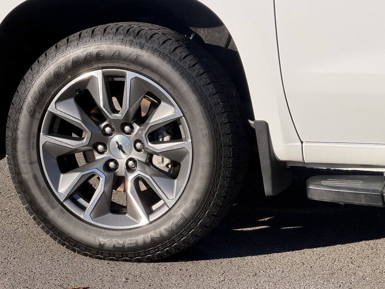 Used 2019 Chevrolet Silverado 1500 RST AWD/4WD image 41