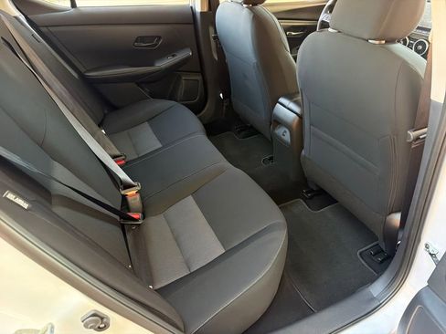 Used 2025 Nissan Sentra SV FWD image 31