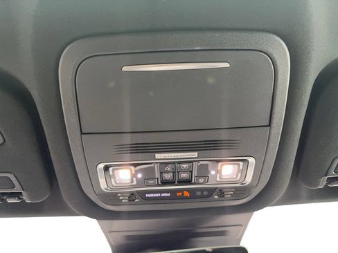 Used 2024 Lincoln Nautilus Reserve w/ Equipment Group 203A AWD/4WD image 43