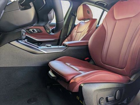 Used 2025 BMW 330i Sedan w/ Convenience Package image 4