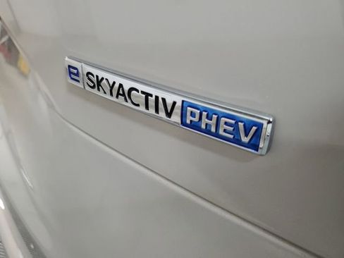 Certified 2024 MAZDA CX-90 Plug-In Hybrid w/ Preferred AWD/4WD image 4