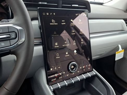 New 2026 GMC Terrain Denali w/ LPO, Floor Liner Package image 11