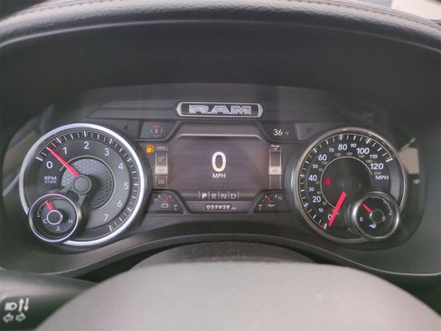 Certified 2019 RAM 1500 Laramie image 32