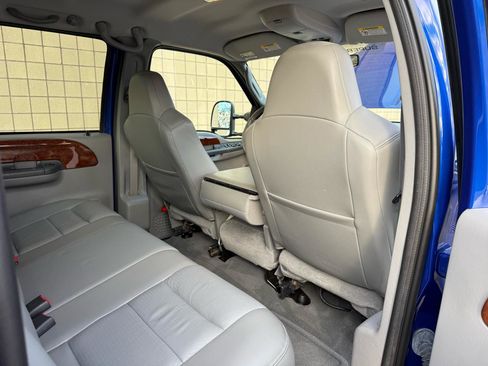 Used 2003 Ford F250 Lariat AWD/4WD image 63
