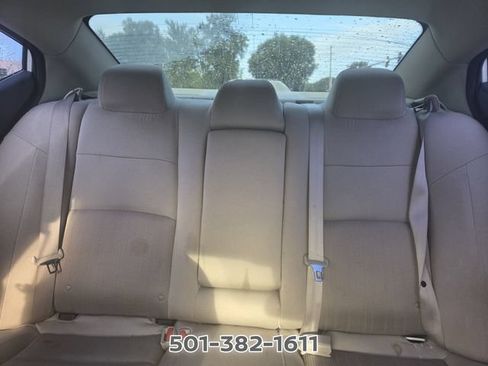 Used 2022 Nissan Altima 2.5 SV FWD image 13