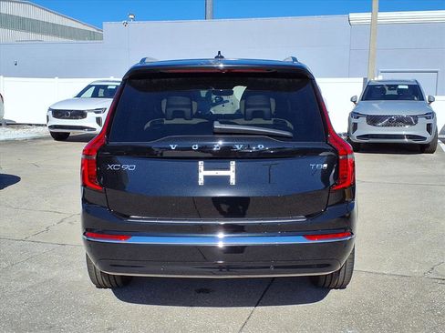 New 2026 Volvo XC90 T8 Plus image 6