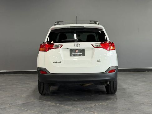 Used 2014 Toyota RAV4 LE AWD/4WD image 6
