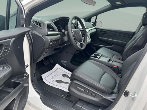 New 2026 Honda Odyssey Sport-L image 14