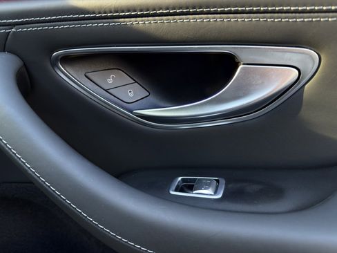 Used 2021 Mercedes-Benz AMG GT 43 w/ Driver Assistance Package image 35