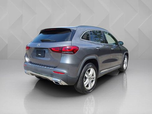 Used 2023 Mercedes-Benz GLA 250 4MATIC image 5
