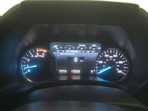 Used 2022 Ford F250 Lariat w/ Tremor Off-Road Package AWD/4WD image 28