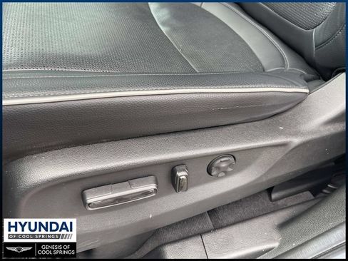 Used 2025 Honda Odyssey Elite image 16