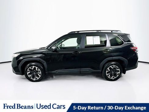 Used 2026 Subaru Forester Premium AWD/4WD image 4