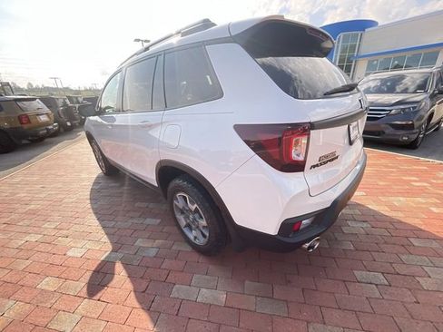 Certified 2023 Honda Passport TrailSport image 30