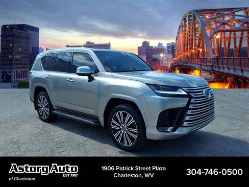 Used 2024 Lexus LX 600 4WD w/ Luxury Package image 1