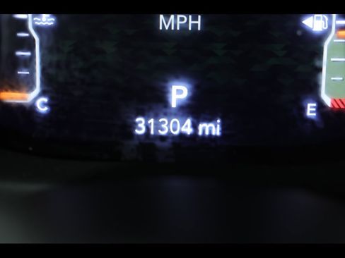 Used 2023 Jeep Gladiator Overland image 22