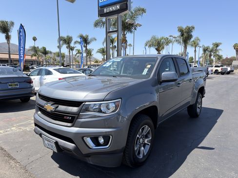 Used 2020 Chevrolet Colorado Z71 AWD/4WD image 4