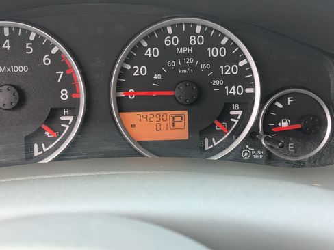 Used 2019 Nissan Frontier SL RWD image 28