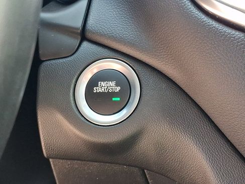 Certified 2024 Chevrolet Equinox LT FWD image 24