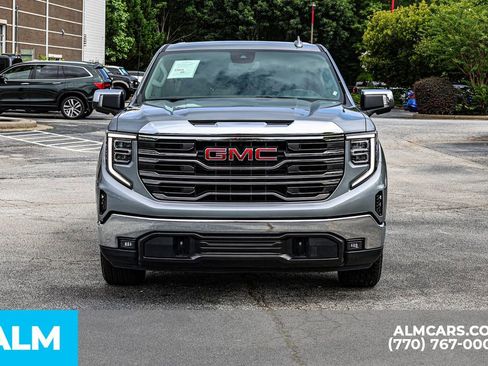 Used 2026 GMC Sierra 1500 SLT RWD image 11