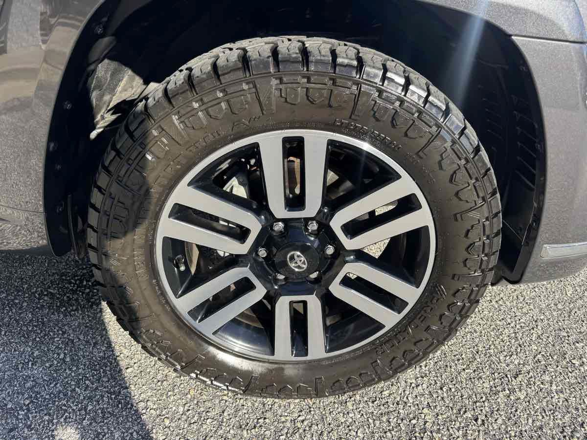 Used 2023 Toyota 4Runner Limited RWD image 35