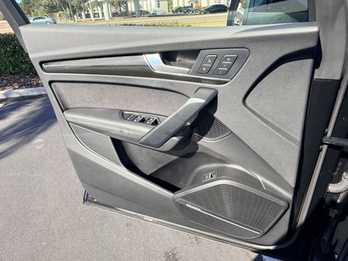 Used 2024 Audi SQ5 Prestige image 21