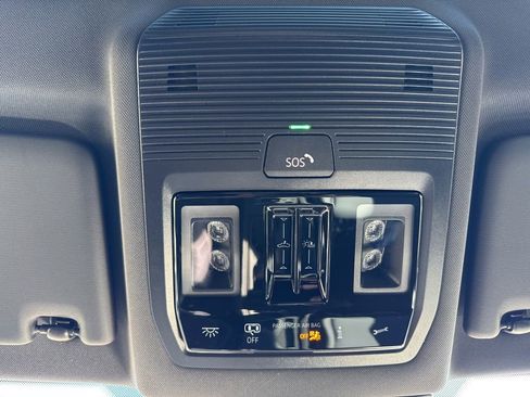 New 2026 Volkswagen Tiguan SE R-Line image 29