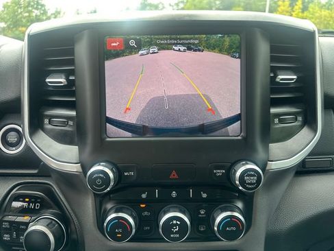 Used 2023 RAM 1500 Big Horn AWD/4WD image 36