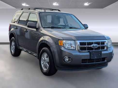 Used 2012 Ford Escape XLT image 7