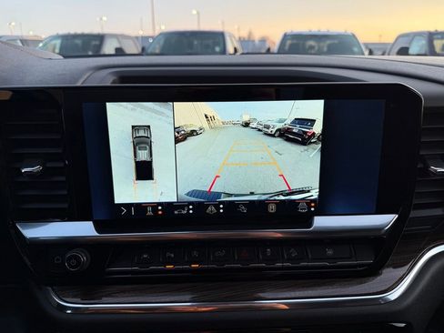 Used 2024 Chevrolet Silverado 1500 LT Trail Boss w/ LT Trail Boss Premium Package image 29