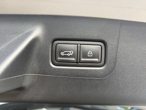 Used 2026 Hyundai Santa Fe SEL FWD image 18