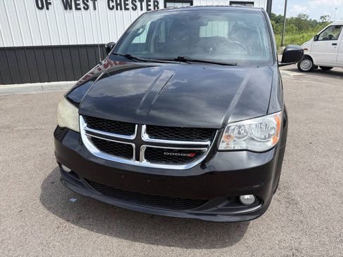 Used 2018 Dodge Grand Caravan SXT FWD image 3