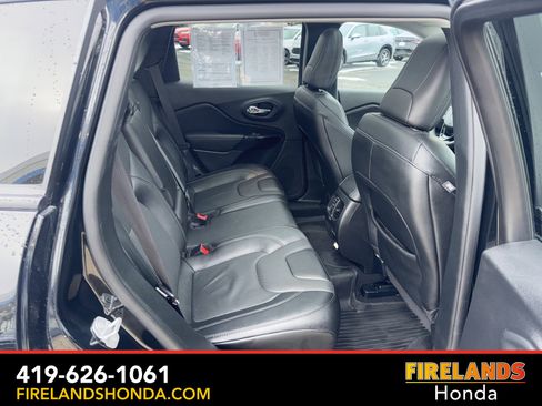 Used 2023 Jeep Cherokee Altitude Lux w/ Lux Elite Package image 39